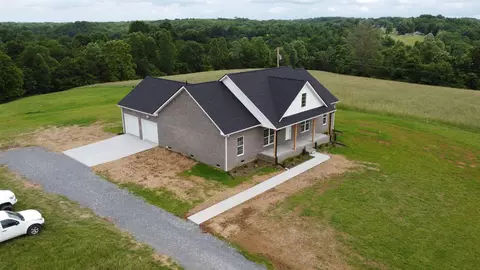 1452 Purtle Rd, Lafayette, TN 37083