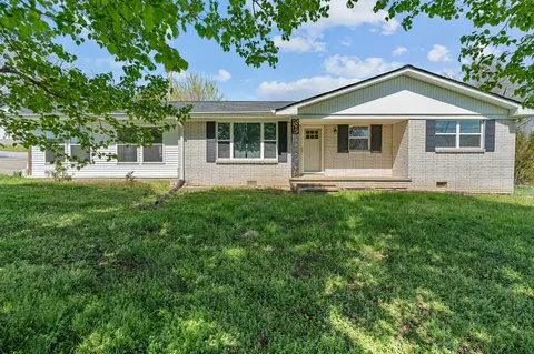 799 Mcmurry Blvd E, Hartsville, TN 37074