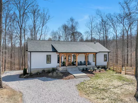 1205 Timber Ridge Rd, Charlotte, TN 37036