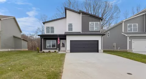 273 Wesson Dr, Clarksville, TN 37043