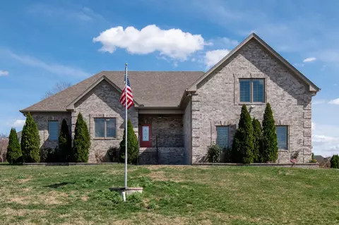 122 Collinwood Dr, Gallatin, TN 37066