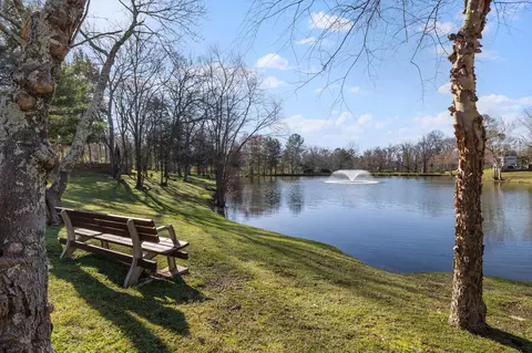 112 Belle Glen Dr, Nashville, TN 37221