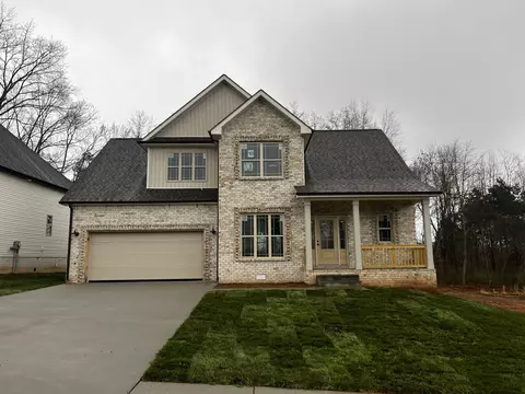 582 Alicia Dr, Clarksville, TN 37043