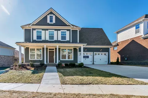 822 Nightingale Ave, Hendersonville, TN 37075