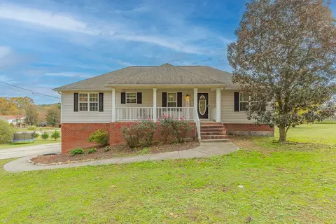 270 Lauren Cir, Chickamauga, GA 30707
