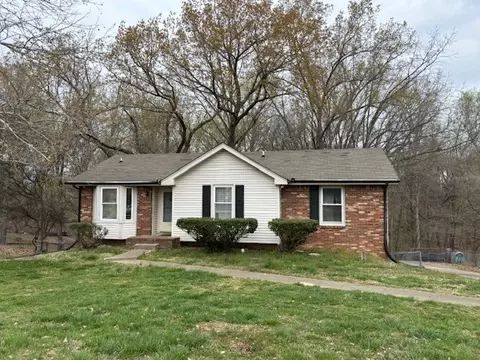 615 Granger Ln, Clarksville, TN 37042