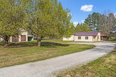 428 Sunset Cir, Manchester, TN 37355