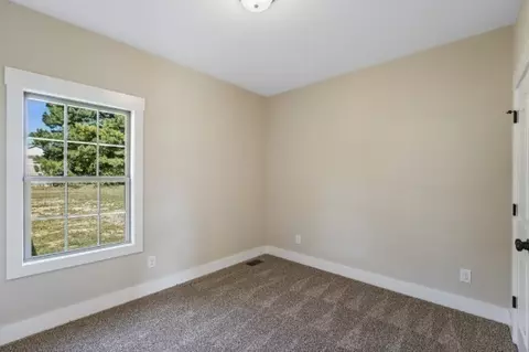 Bedroom - 2087 Beverly Ct, Springfield, TN 37172 photo 3 of 3