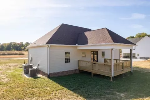 Exterior - 2087 Beverly Ct, Springfield, TN 37172 photo 5 of 6