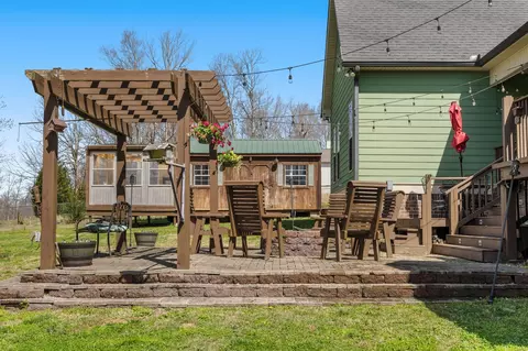 Exterior - 239 Stephen St, Dickson, TN 37055 photo 12 of 18