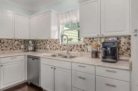 Kitchen - 239 Stephen St, Dickson, TN 37055 photo 2 of 3