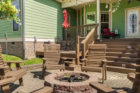 Exterior - 239 Stephen St, Dickson, TN 37055 photo 17 of 18