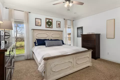 Bedroom - 239 Stephen St, Dickson, TN 37055 photo 2 of 4