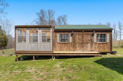 Exterior - 239 Stephen St, Dickson, TN 37055 photo 16 of 18