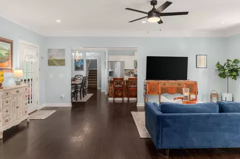 Living - 239 Stephen St, Dickson, TN 37055 photo 1 of 1
