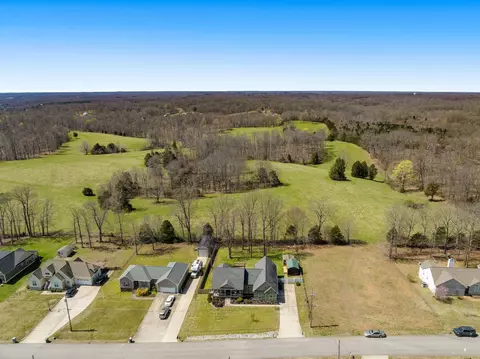 239 Stephen St, Dickson, TN 37055