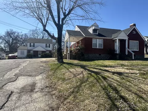 823 Union St, Shelbyville, TN 37160