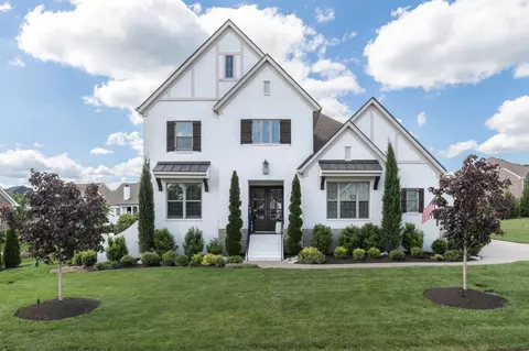 4596 Majestic Meadows Dr, Arrington, TN 37014