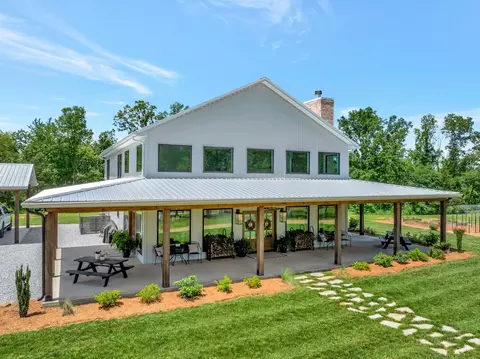 1757 Bell Hollow Rd, Vanleer, TN 37181