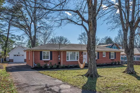 4717 W Longdale Dr, Nashville, TN 37211