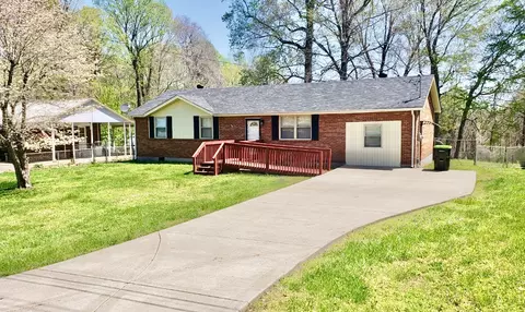 855 Lennox Rd, Clarksville, TN 37042
