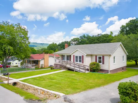33 Paulmar Dr, Chattanooga, TN 37415
