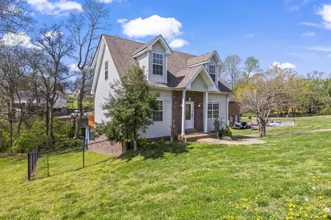 3062 Quail Ct, Greenbrier, TN 37073