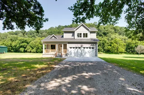 8382 Old Highway 43, Mount Pleasant, TN 38474