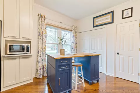 Kitchen - 137 Cavalry Dr, Franklin, TN 37064 photo 7 of 7