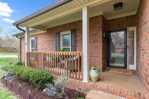 Exterior - 137 Cavalry Dr, Franklin, TN 37064 photo 6 of 18