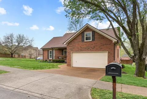Exterior - 137 Cavalry Dr, Franklin, TN 37064 photo 2 of 18