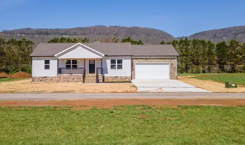 32 Galloway Airport Rd, Dunlap, TN 37327
