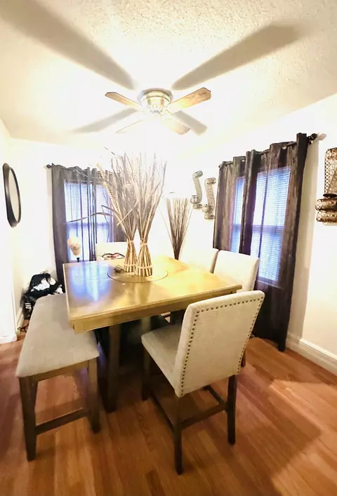 8434 E Brainerd Rd, Chattanooga, TN 37421 photo 2