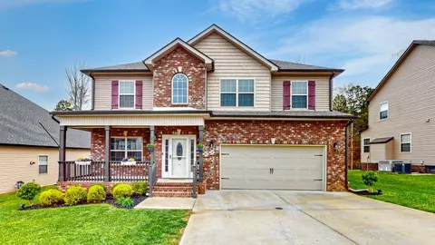 1147 Terraceside Cir, Clarksville, TN 37040