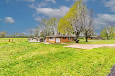 16205 County Road 33, Killen, AL 35645