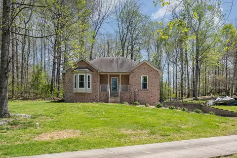 1013 Creek Bottom Rd, White Bluff, TN 37187