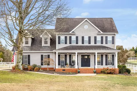 9026 Greystone Valley Dr, Ooltewah, TN 37363