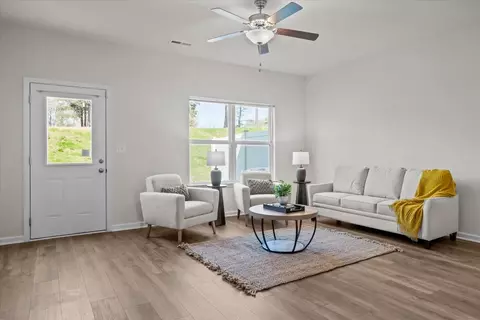 Living - 305 Masters Way, Dickson, TN 37055 photo 1 of 2