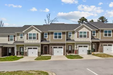 Exterior - 305 Masters Way, Dickson, TN 37055 photo 3 of 10