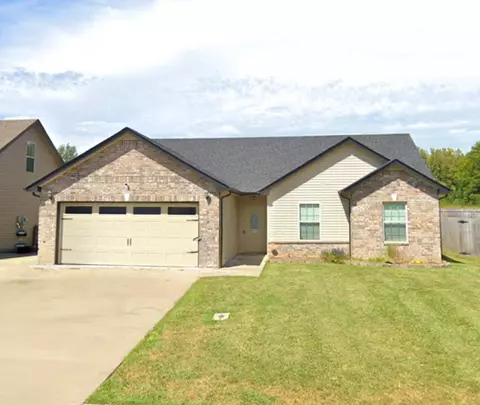 602 Hollow Crst, Clarksville, TN 37042