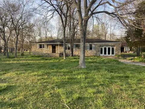 2797 New Lewisburg Hwy, Lewisburg, TN 37091
