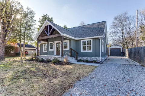 205 W End Ave, Mcminnville, TN 37110