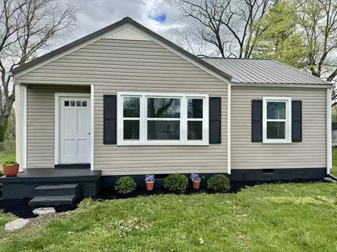 111 Anderson Dr, Tullahoma, TN 37388
