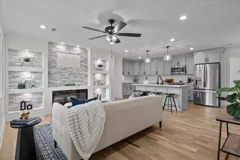 123 Hepplewhite Dr, Hendersonville, TN 37075