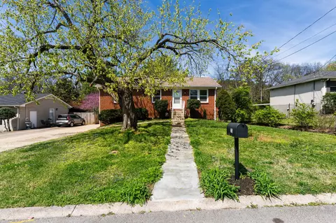 213 Colt Dr, Nashville, TN 37221