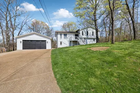 152 Ridgewood Ln, Brentwood, TN 37027