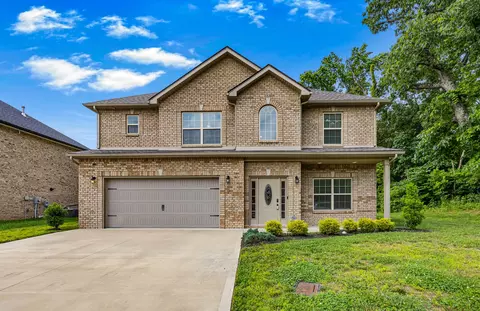 1497 English Oak Dr, Clarksville, TN 37043
