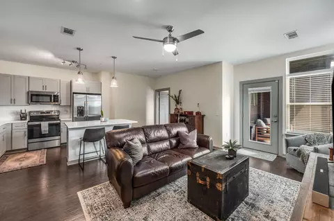 1638 54th Ave N #105, Nashville, TN 37209