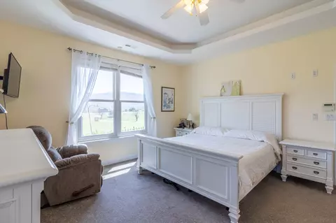 Bedroom - 256 Rivers Edge Rd, Dunlap, TN 37327 photo 3 of 6