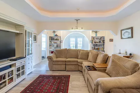 Living - 256 Rivers Edge Rd, Dunlap, TN 37327 photo 3 of 4